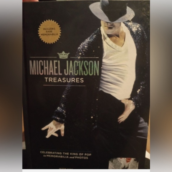 Michael Jackson, King of Pop treasures book Memorabilia - Picture 1 of 8